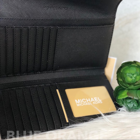 ❌SOLD❌MICHAEL KORS LG CROSSBODY BAG & WALLET - Picture 7 of 7